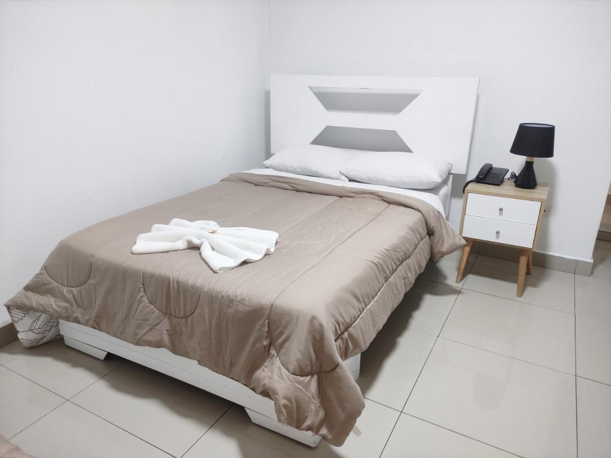 לימה Maxy'S Inn Hotel & Suite מראה חיצוני תמונה
