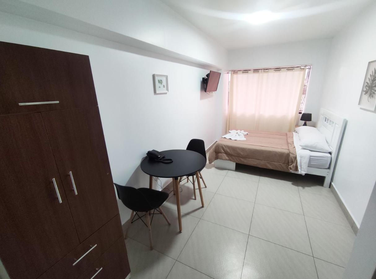 לימה Maxy'S Inn Hotel & Suite מראה חיצוני תמונה