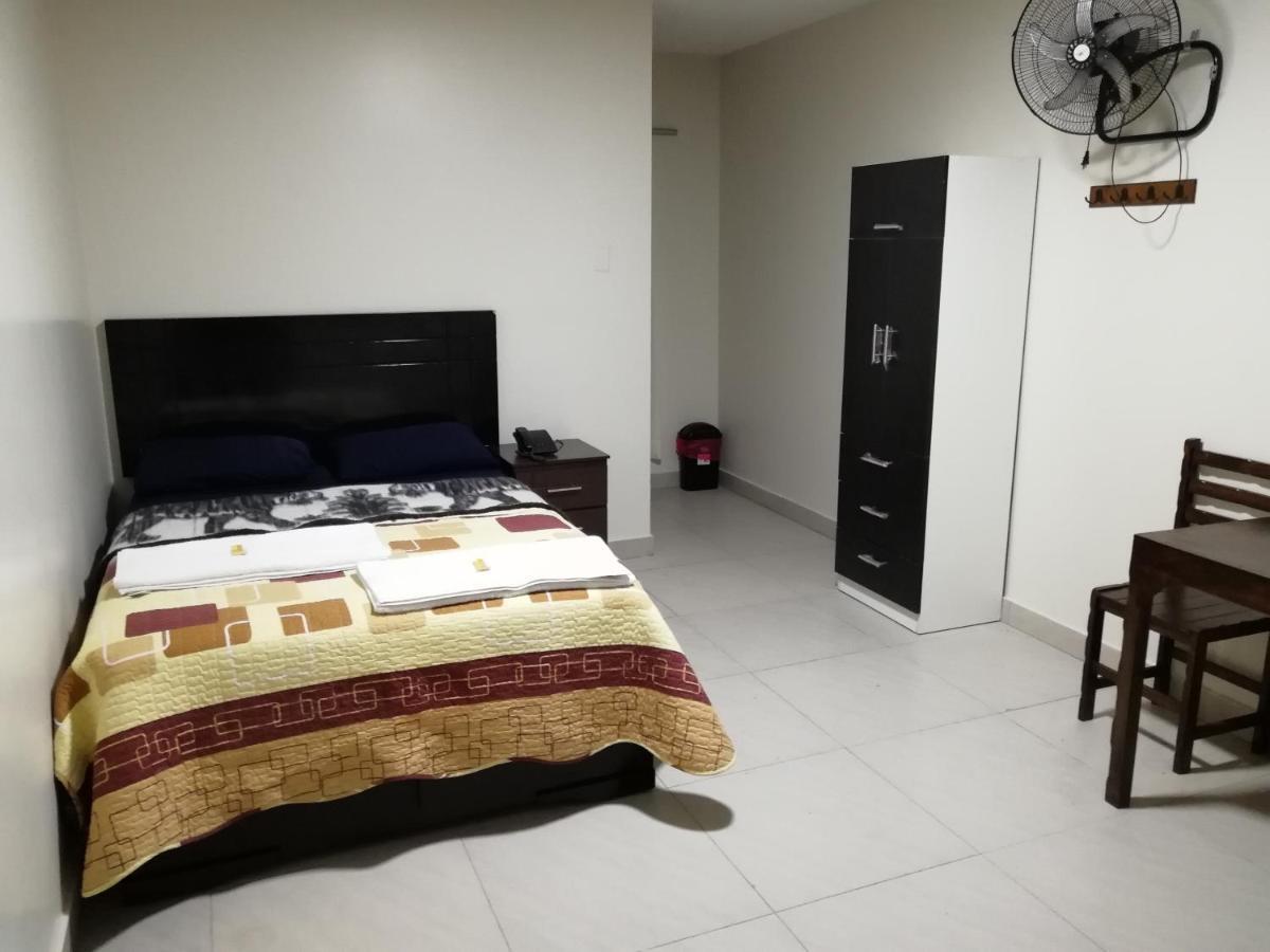 לימה Maxy'S Inn Hotel & Suite מראה חיצוני תמונה